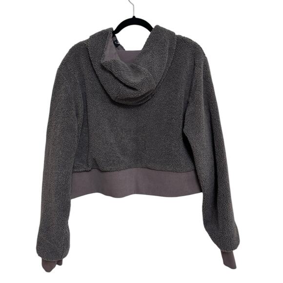 GYMSHARK Borg Cropped Hoodie in Gray Sherpa - Size M - Picture 2 of 7